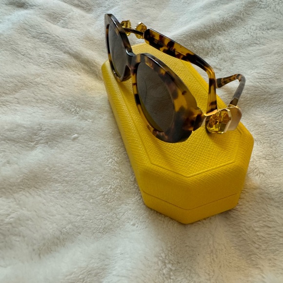 Swarovski Yellow Crystal Sunglasses with Tortoise Frames - Picture 3 of 7